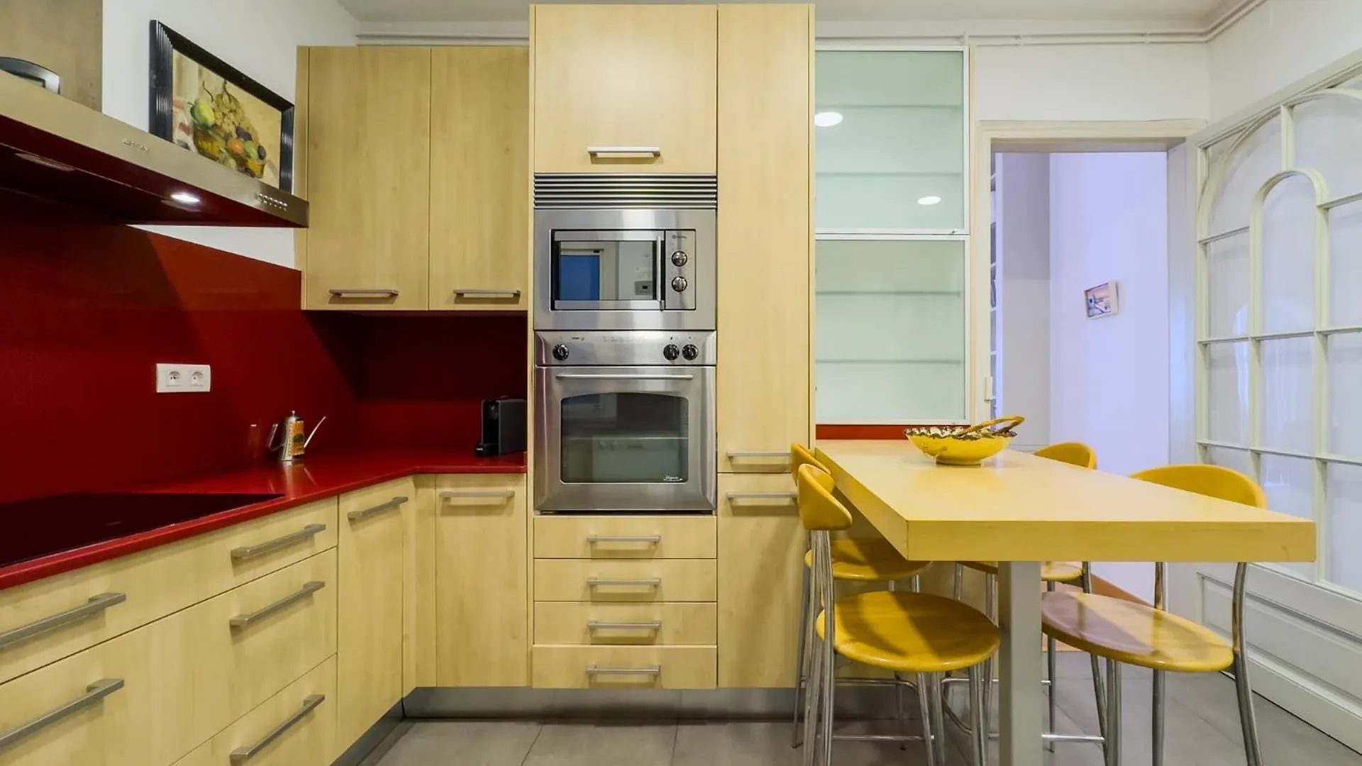 Enrique Granados Apartment Barcelona Spain