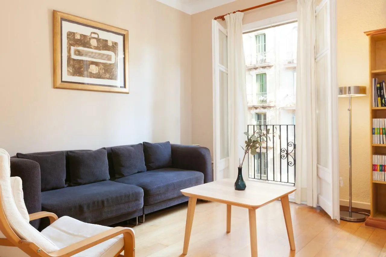 Enrique Granados Apartment Barcelona